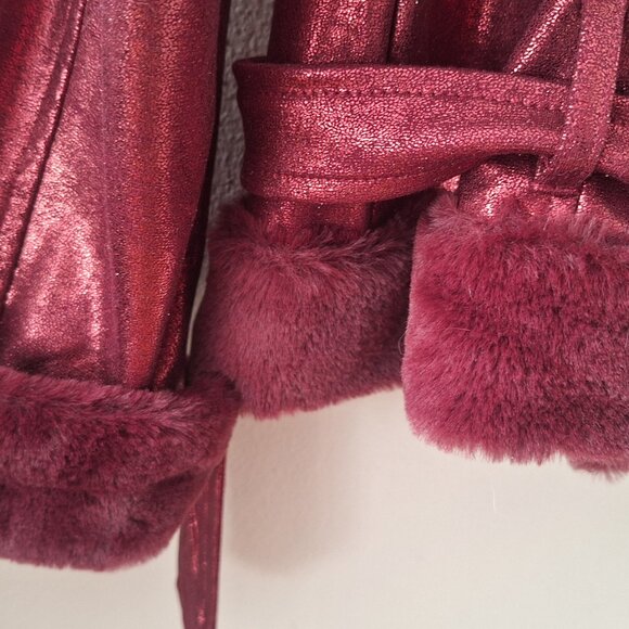 Wine Burgundy soft stretch foiled faux fur cropped moto jacket Women's Large NWT - Picture 4 of 6
